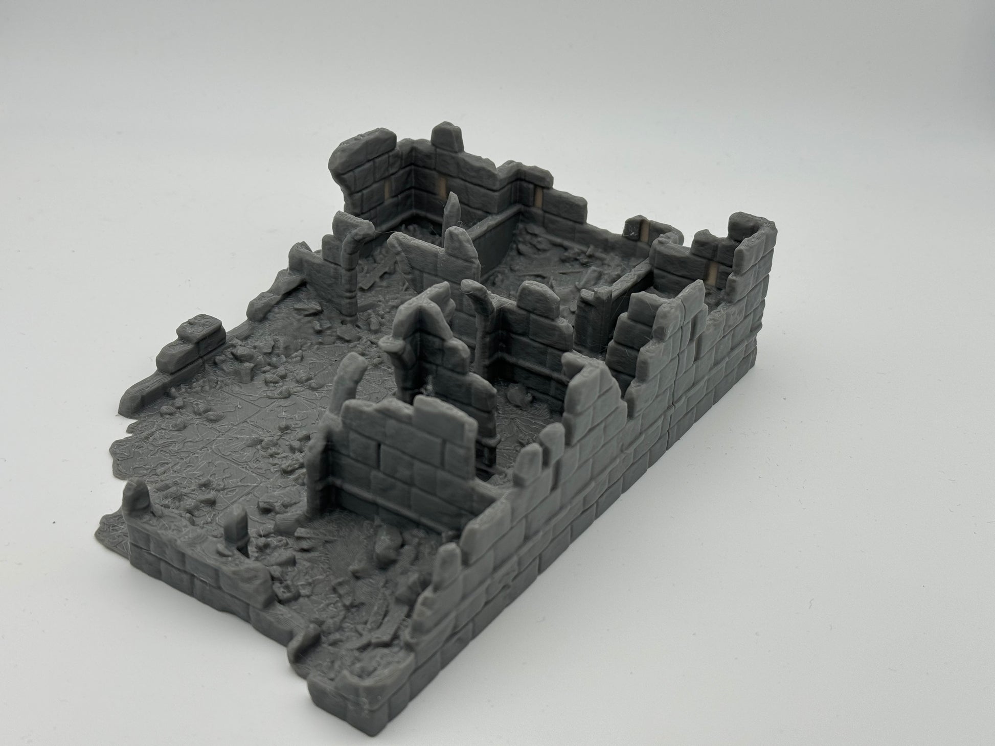 Product photo Tabletop 28mm The Printing Goes Ever On (TPGEO) 0: Stables Ruins Ivory City - Kingdom of Gonthan - Tabletop Terrain