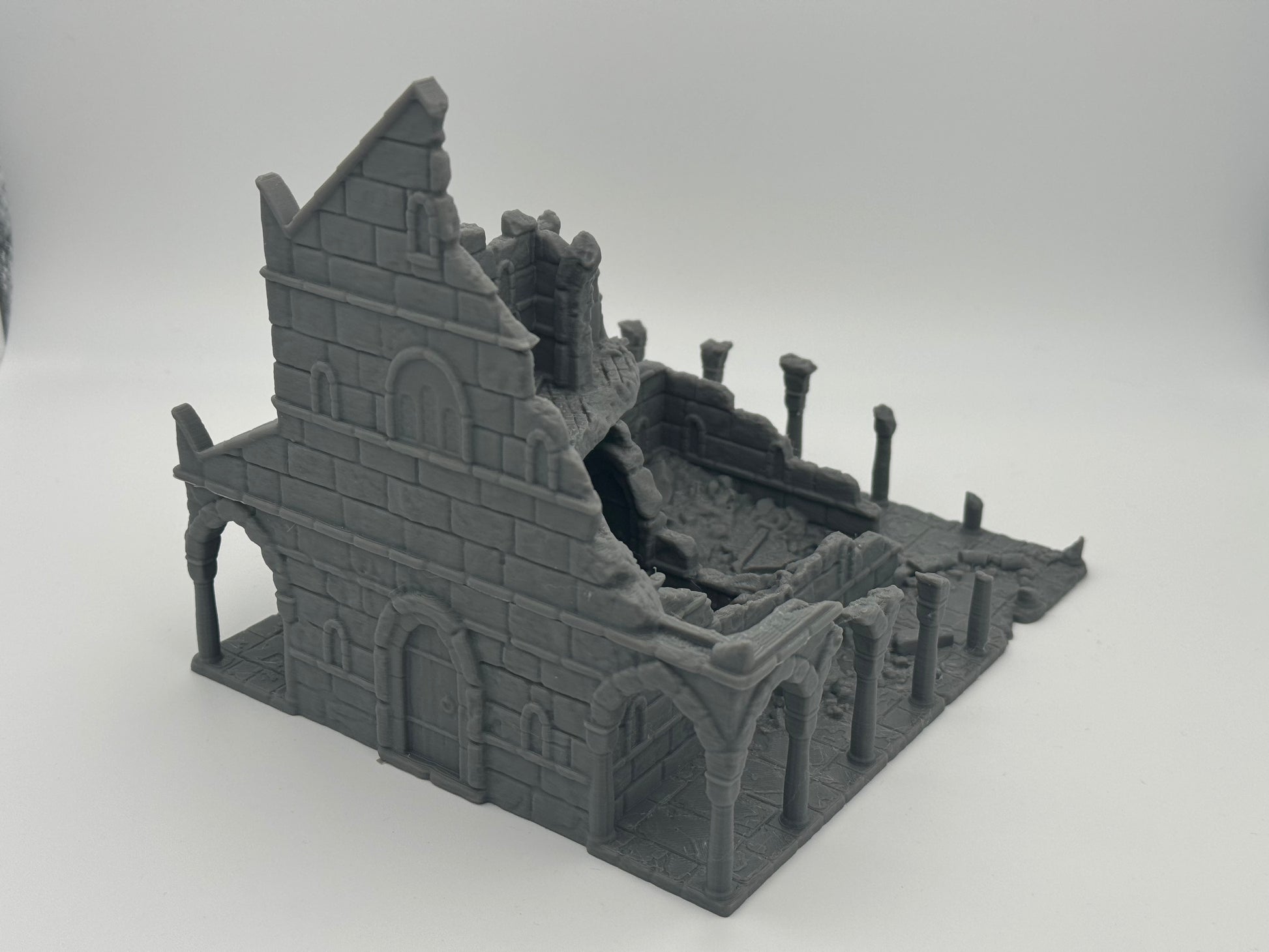 Product photo Tabletop 28mm The Printing Goes Ever On (TPGEO) 0: House A Ruins Ivory City - Kingdom of Gonthan Building - Tabletop Terrain