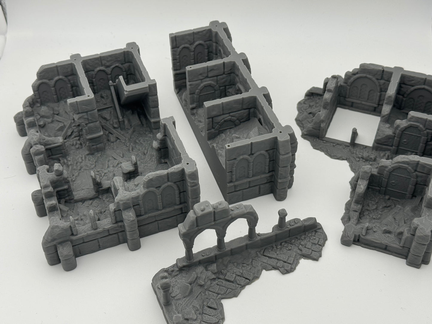 Product photo Tabletop 28mm The Printing Goes Ever On (TPGEO) 0: Warehouse Ruins Ivory City - Kingdom of Gonthan - Warehouse Tabletop Terrain