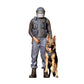Diorama model-making product photo 0: Diorama figure: Standing police officer in protective gear with seated service dog (Ref. No. 526)
