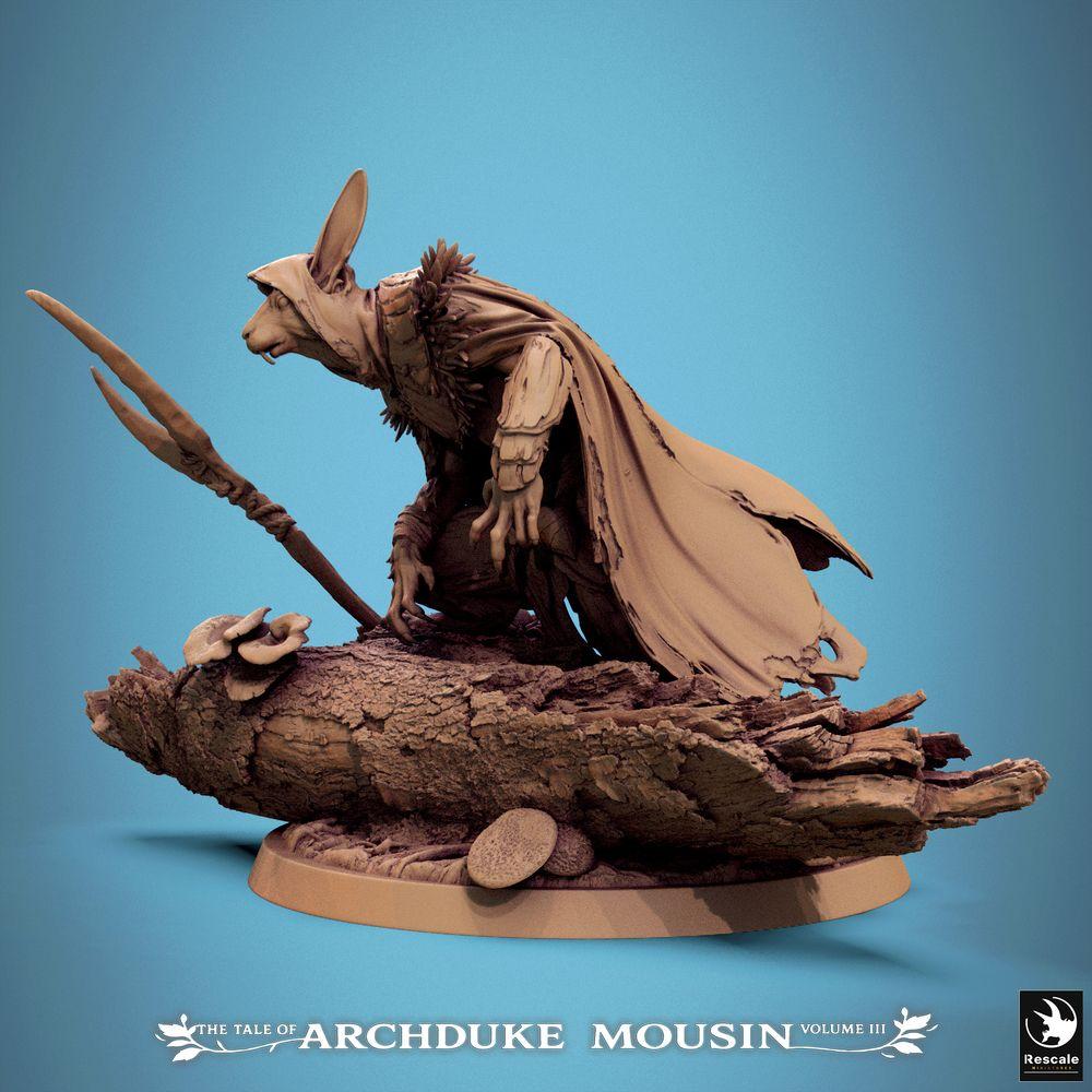 Product photo Tabletop 28mm Lord of the Print (LotP) 1: Fantasy figure: Rabbitfolk Ranger, crouching on log base, scout/rogue/assassin, ambush hunter with glaive (25_07_Q31)