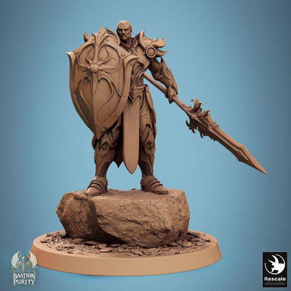 Product photo Tabletop 28mm Lord of the Print (LotP) 0: Tabletop miniature: Paladin Commander with spear and large shield, armored knight, elite guard, shield bearer - Sentinel of Aetherium (24_09_D5)