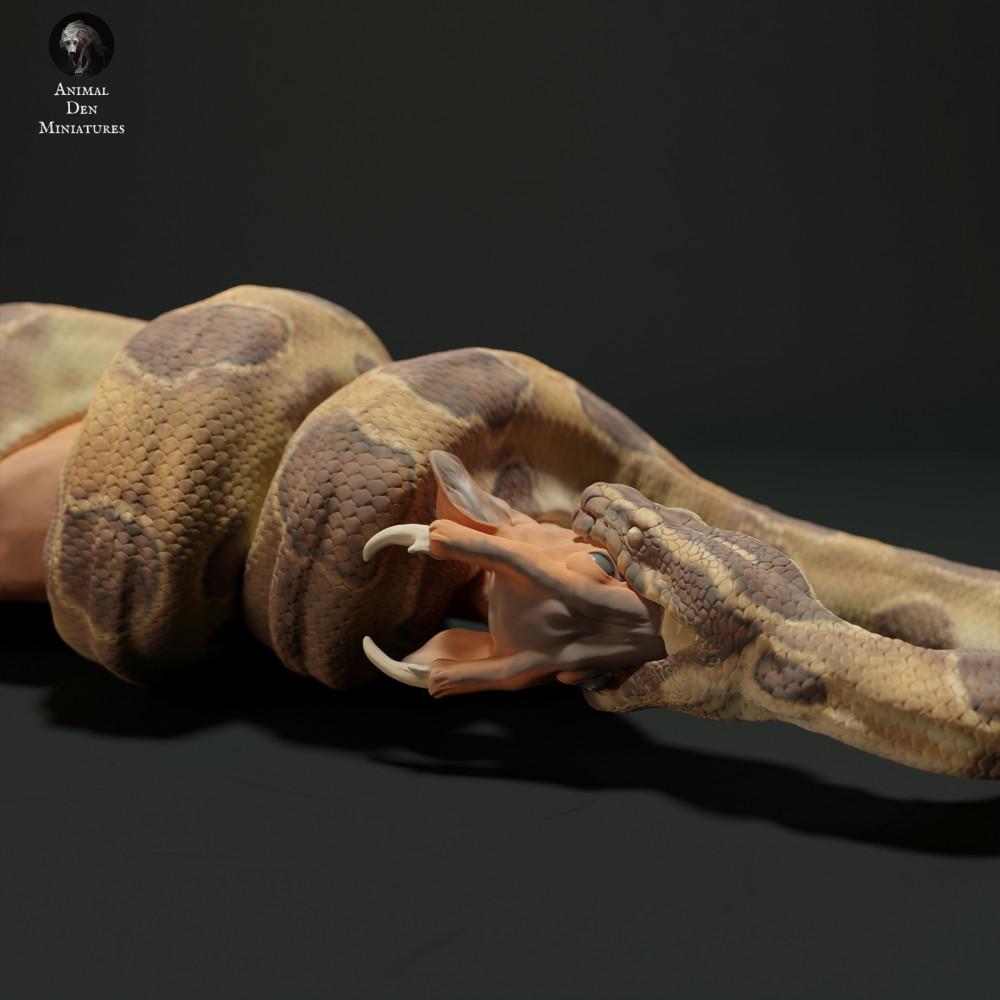 Product photo animal figure Animal Den Miniatures 2: Reptile figure: Dark tiger python - eating a muntjac (23_05_11)