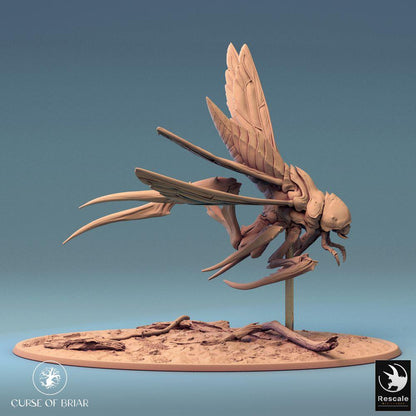 Product photo Tabletop 28mm Lord of the Print (LotP) 0: Tabletop miniature: Insectoid flying beast - Mantis creature with scythe arms, swarm creature, Giant Wasp (24_07_D8)