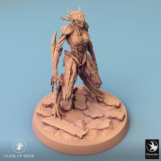 Product photo Tabletop 28mm Lord of the Print (LotP) 0: Tabletop miniature: Woodfey Forest Golem, tree creature, thorn guardian with thorn blade and bark shield (24_07_A17)