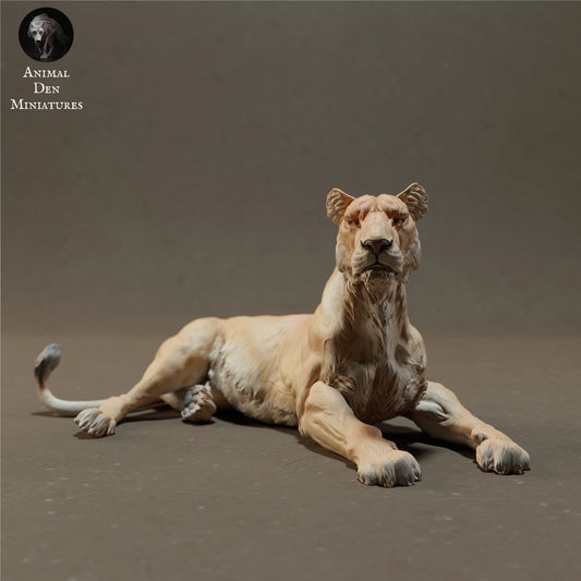 Produktfoto Tier Figur Diorama, Modellbau: 0: Löwin liegend -Tiere der Savanne