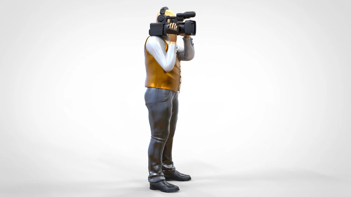 Product photo diorama and model building miniature figure: Reporter team - cameraman with handheld camera