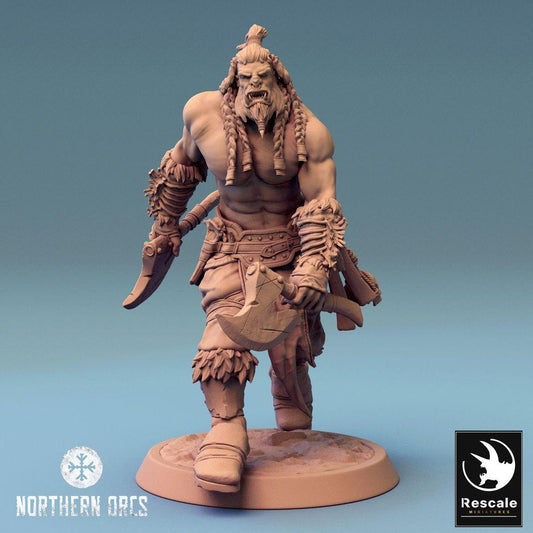 Product photo Tabletop 28mm Lord of the Print (LotP) 0: Tabletop miniature: Orc warrior with axe and hook blade, Orc Berserker, axe fighter on the move (24_04_H5)