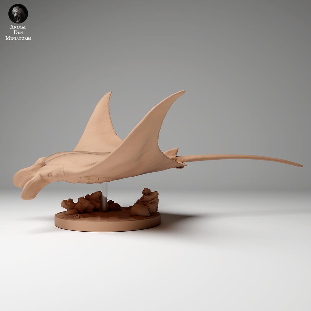 Product photo animal figure Animal Den Miniatures 2: Ocean animal figure: Reef manta ray (24_06_01)