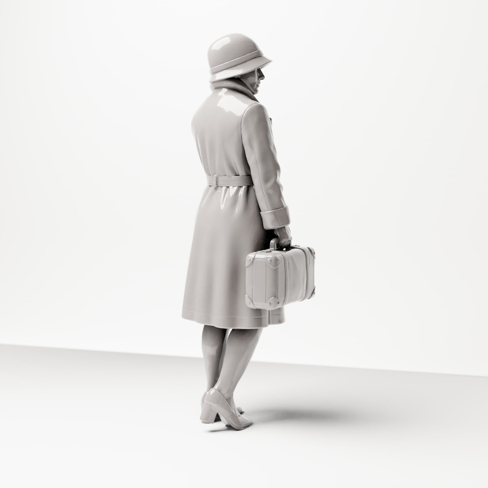 Diorama model building product photo 3: Standing figure: Traveling woman at the platform, late 1920s, coat, hat, small suitcase (sc04)