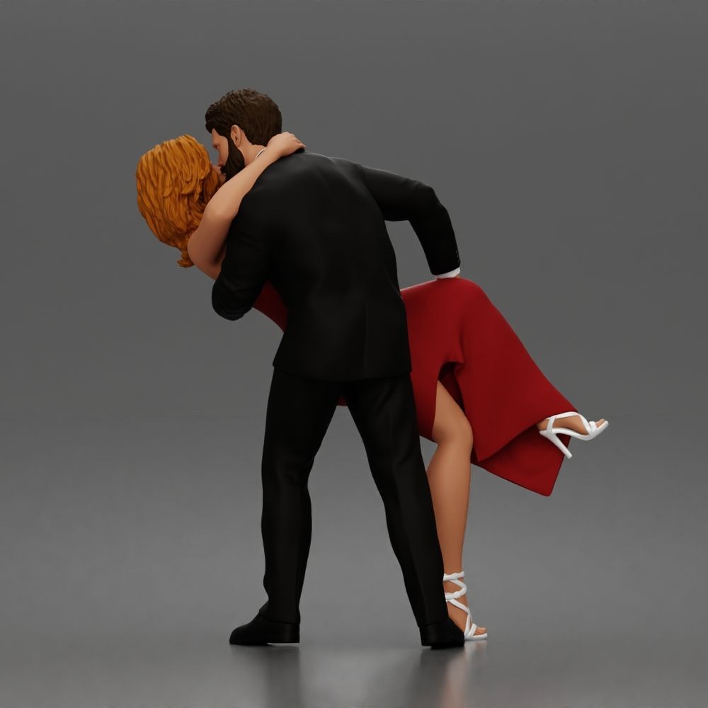 Diorama model-making product photo 2: Diorama figure: Kissing dancing couple in a dip, man in a suit & woman in a long dress (a193)