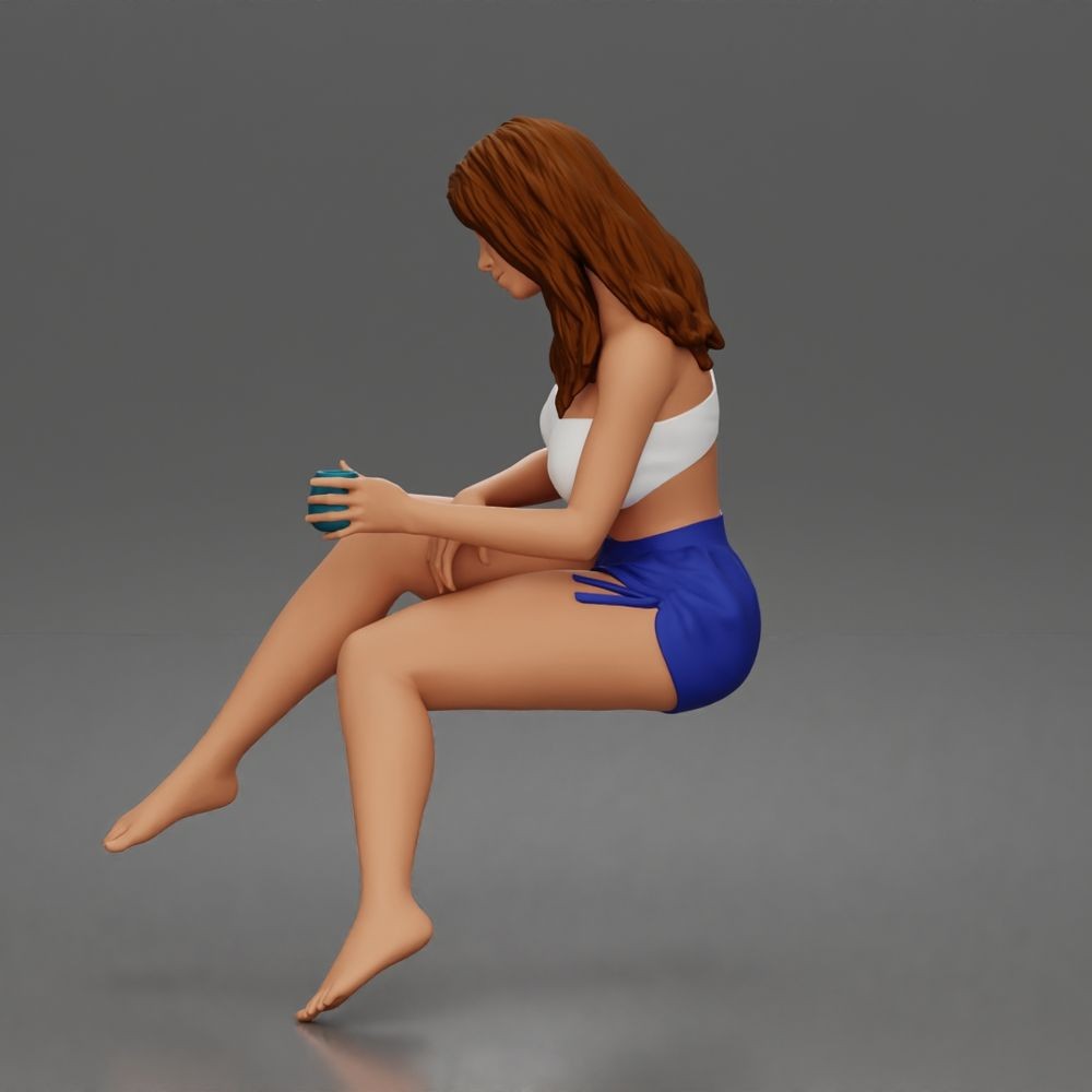 Diorama model-making product photo 4: Kneeling figure: woman with strapless top & shorts (a186)