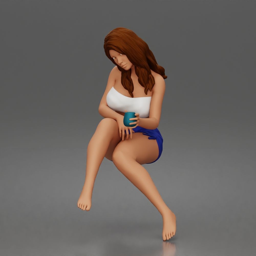 Diorama model-making product photo 5: Kneeling figure: woman with strapless top & shorts (a186)
