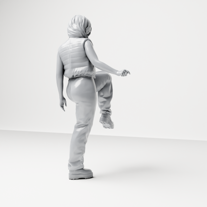 Diorama model-making product photo 9: Standing figure: woman with headphones and a loose streetwear outfit, leg raised (a164)