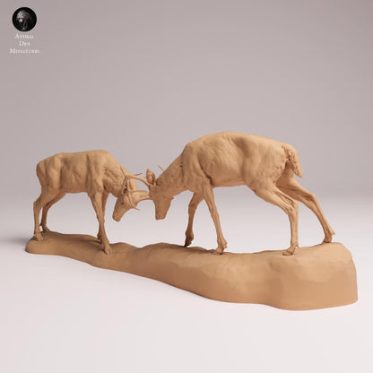 Product photo Tabletop 28mm Lord of the Print (LotP) 1: Wild Animal Figure: White-tailed Deer - fighting (26_01_12)